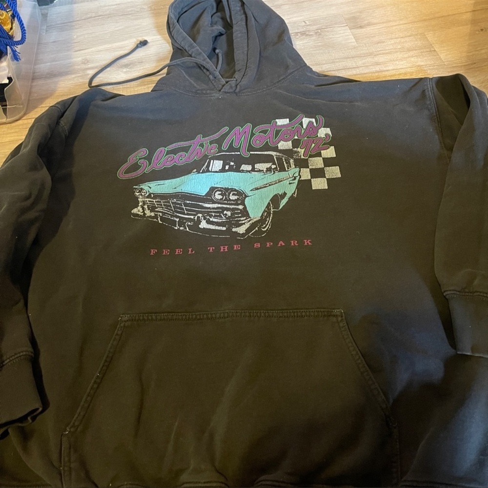 Brandy Melville sweatshirt